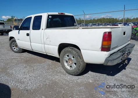 2001 Chevrolet Silverado 1500 из США, поврежденный, VIN 1GCEC19V81Z253937